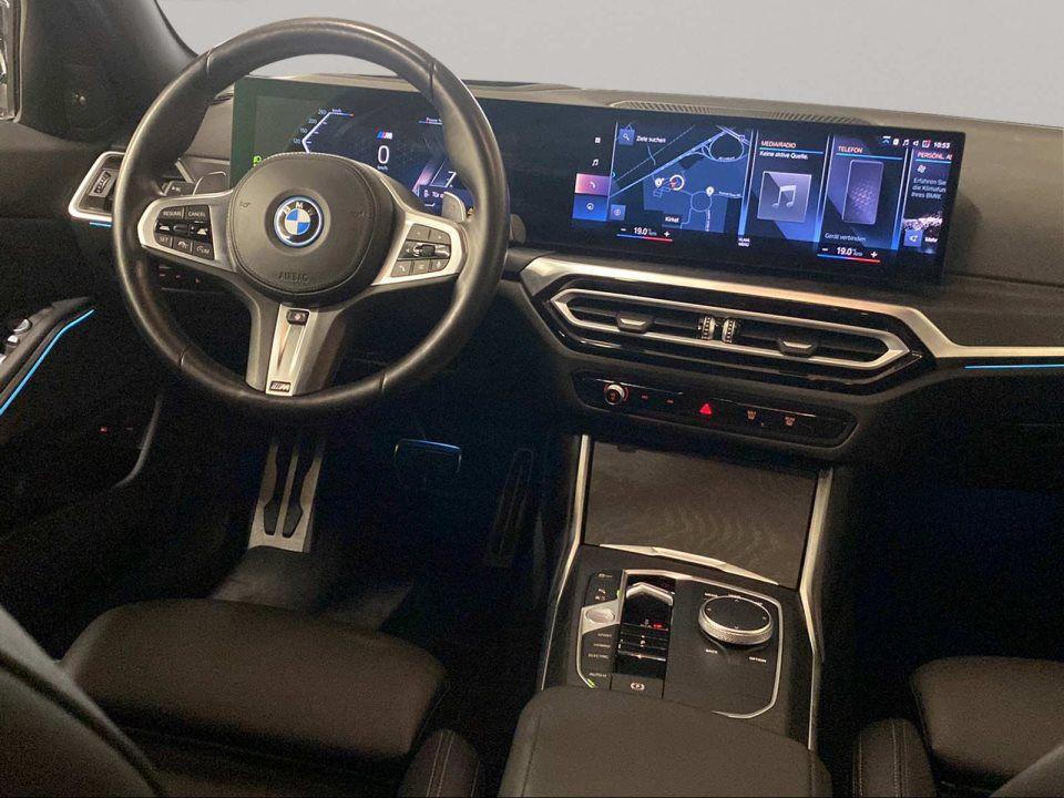 BMW 330 330e Touring