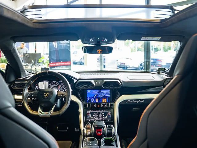 Lamborghini Urus Pano HUD B&O 360 23" TV Nachtsicht AHK Soft