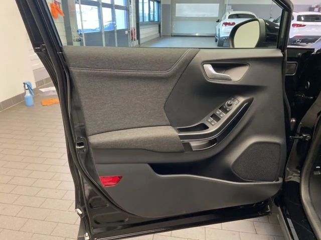 Ford Puma EcoBoost Titanium