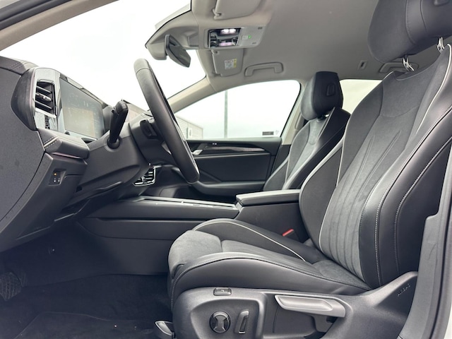 Volkswagen Passat 1.5 eTSI DSG