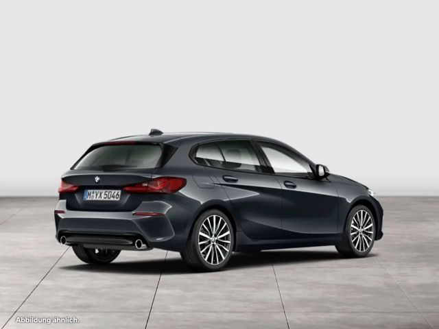 BMW 120 120i Sedan