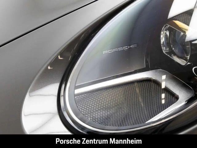 Porsche 992 Carrera Coupé