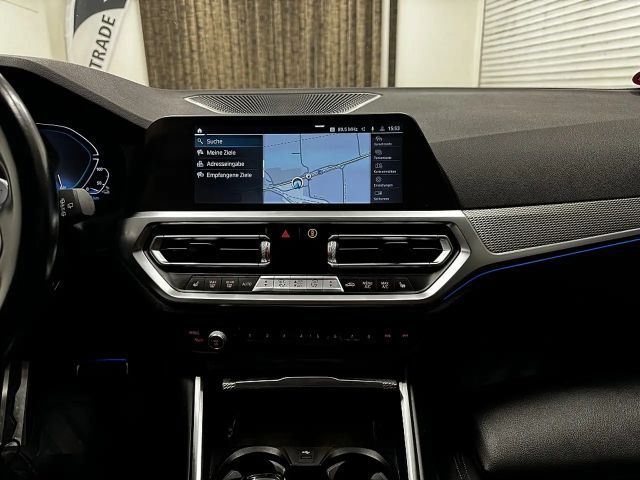 BMW 330 330e Touring
