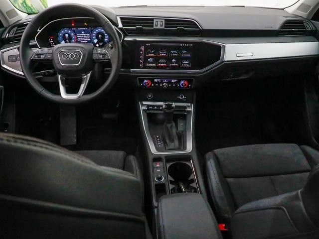 Audi Q3 35 TFSI S-Line S-Tronic