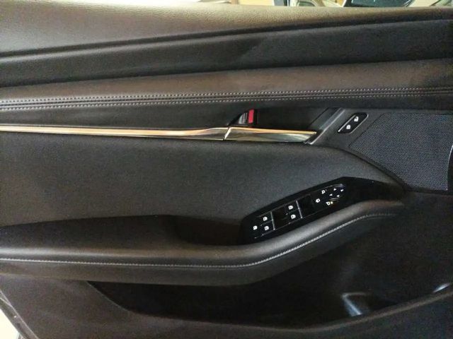 Mazda 3 Selection