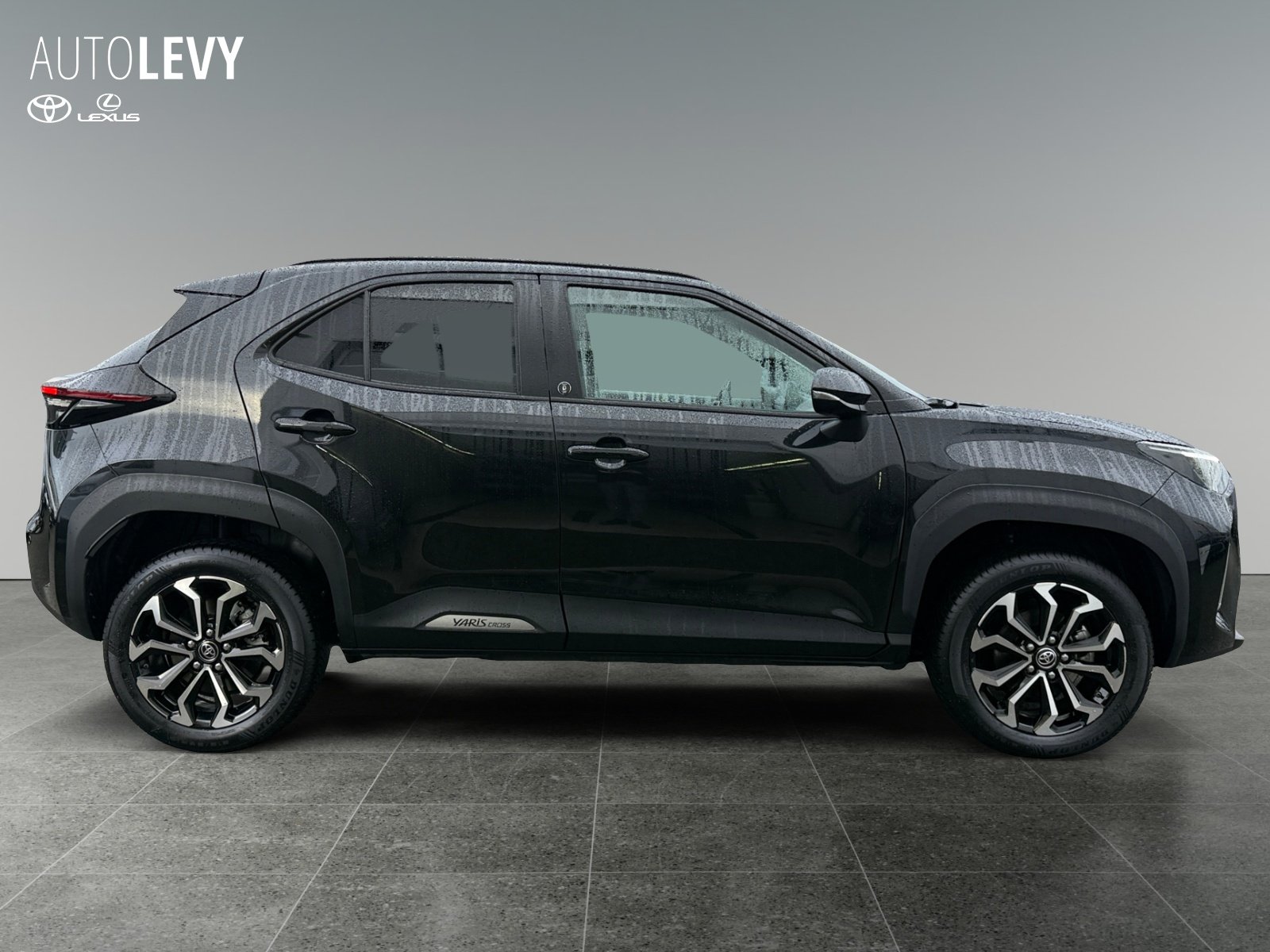 Toyota Yaris Cross 4x2 5-deurs Plus