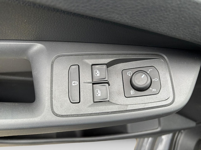 Volkswagen Caddy Caddy TDI 75 KW PDC Sitz + Frontscheibe beheizt