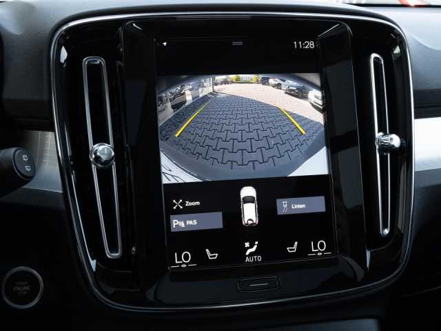 Volvo XC40 R-Design Recharge