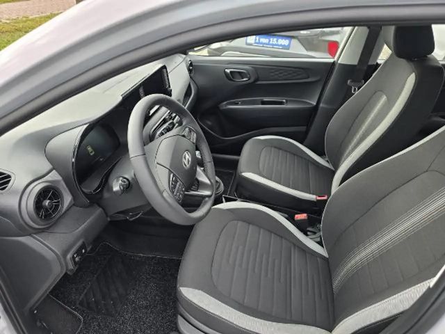 Hyundai i10 1.0