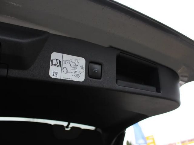 Ford Kuga AWD Hybrid ST Line X