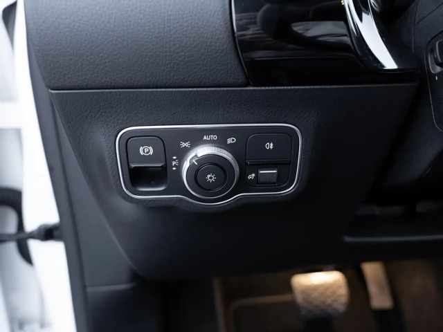 Mercedes-Benz B 180 Progressive