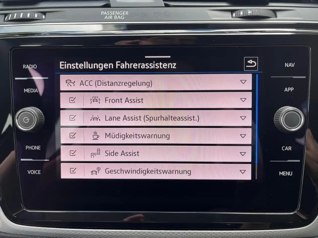 Volkswagen Touran DSG IQ.Drive Move