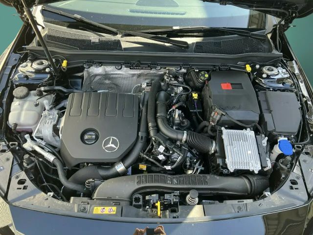 Mercedes-Benz CLA 200 AMG Line Shooting Brake