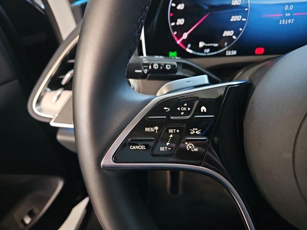 Mercedes-Benz E 200 AVANTGARDE Estate