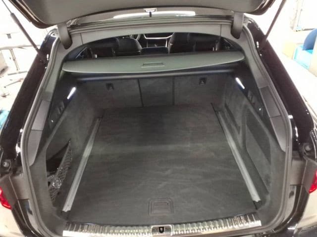 Audi A6 e-tron Avant Performance Quattro