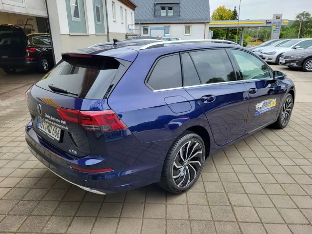 Volkswagen Golf Style Variant