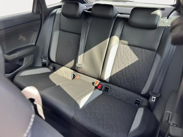 Volkswagen Taigo 1.0 TSI DSG