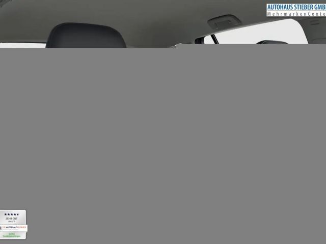 Volkswagen Golf 2.0 TDI DSG Style Variant