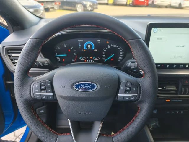 Ford Focus ST Line Wagon