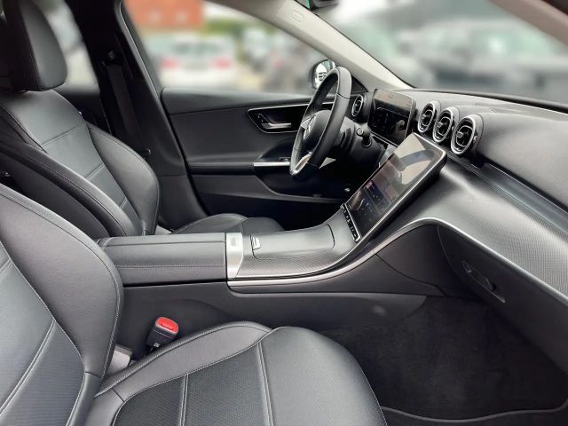 Mercedes-Benz C 220 AVANTGARDE C 220 d Estate