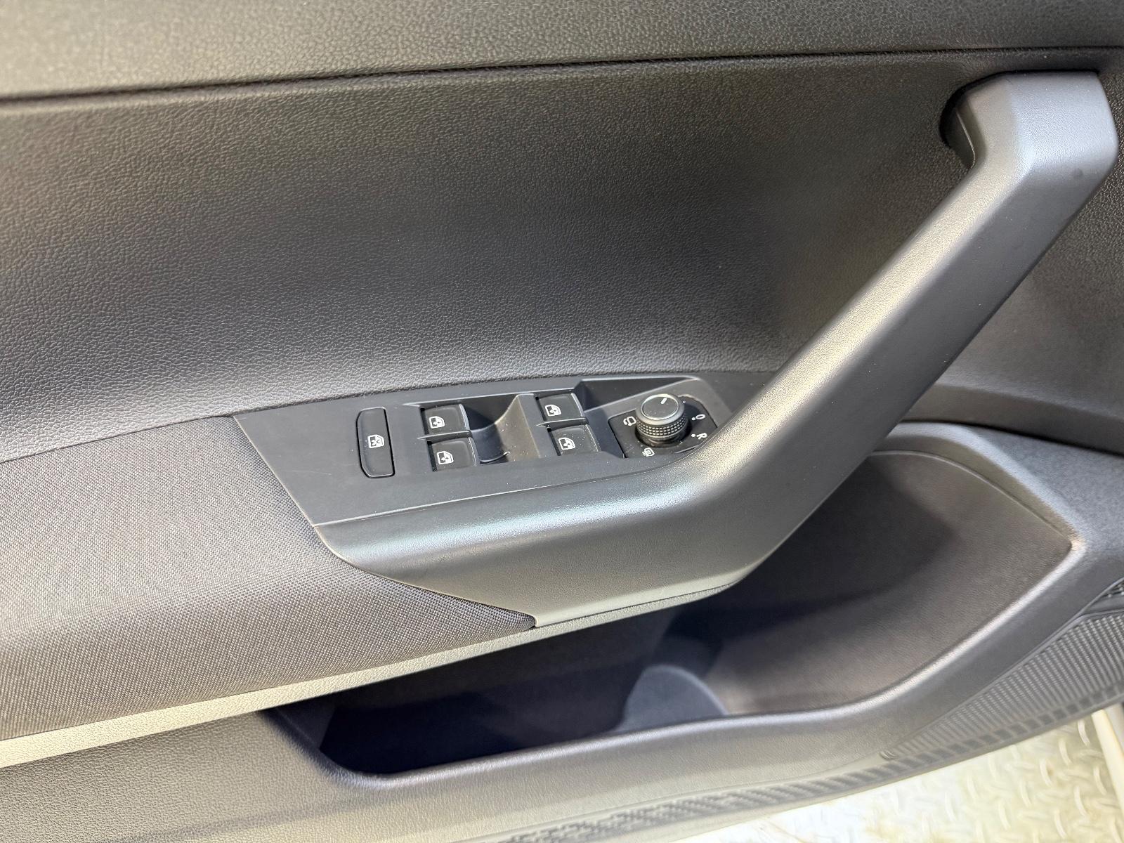 Volkswagen Taigo 1.0 TSI DSG Style