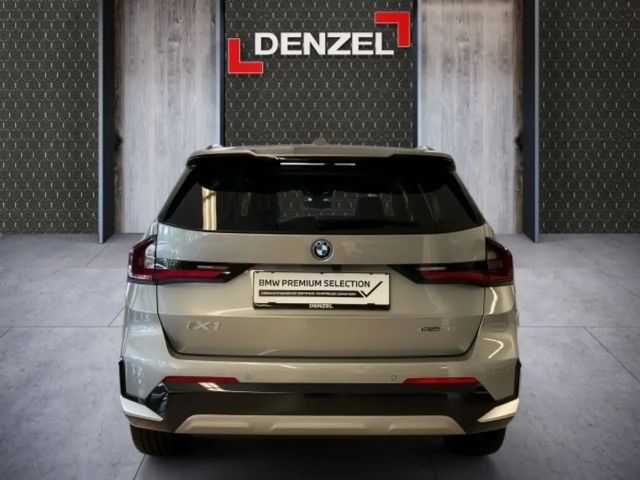BMW iX1 xDrive30