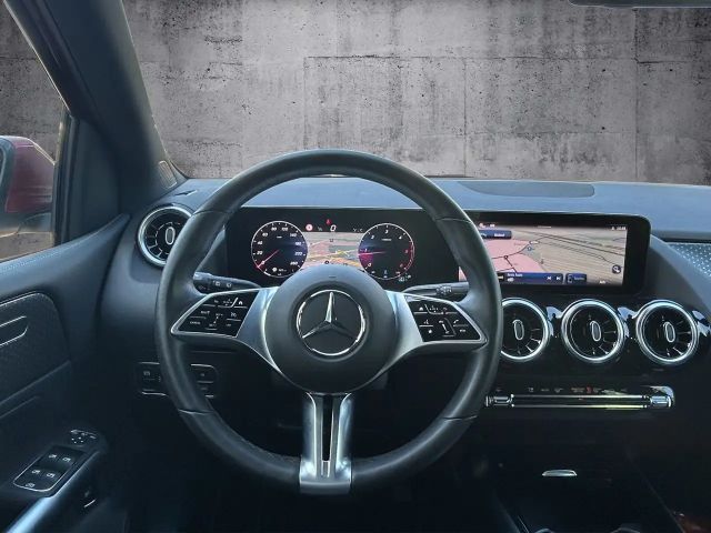 Mercedes-Benz B 220 B 220 d