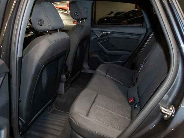 Audi A3 30 TFSI Sedan