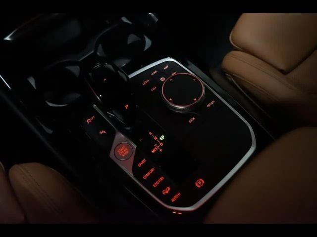 BMW X3 FACELIFT - LEDER - AUTOMAAT -