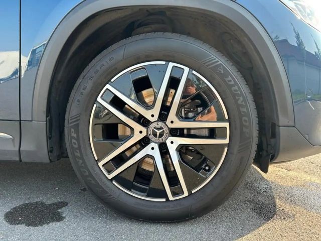 Mercedes-Benz GLA 250 4MATIC Progressive