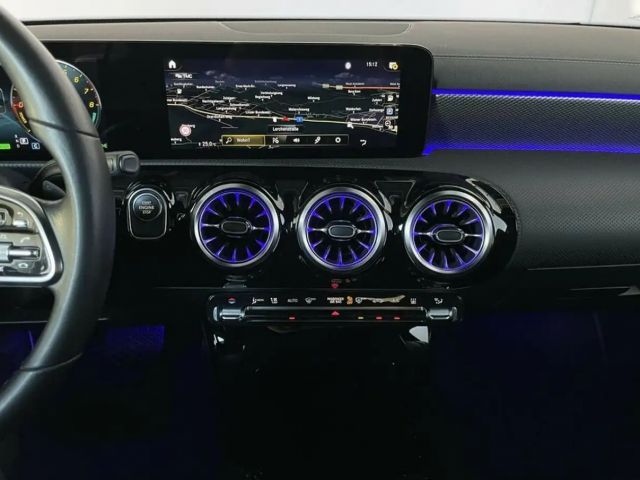 Mercedes-Benz CLA 250 CLA 250 e Sedan