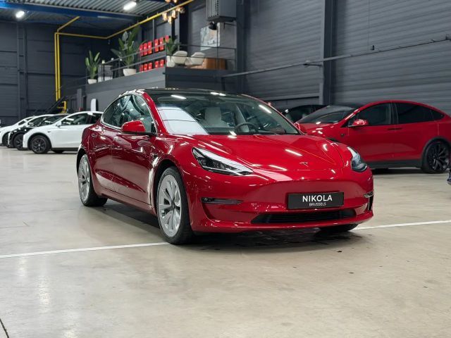 Tesla Model 3 AWD Long Range
