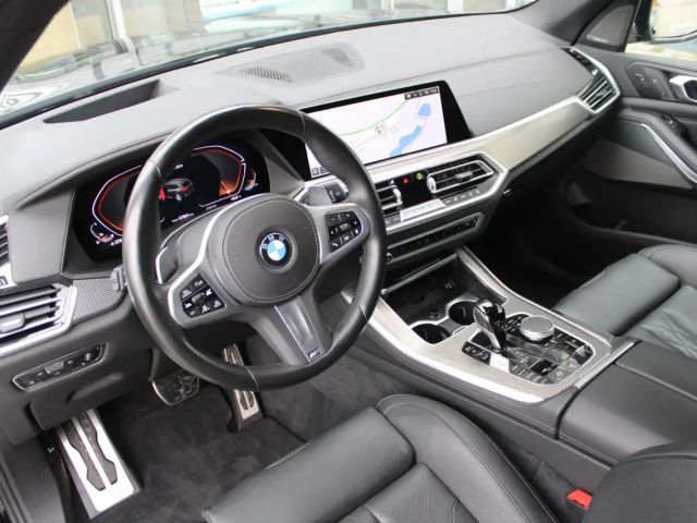 BMW X5 M-Sport M50i