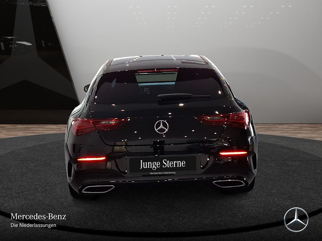 Mercedes-Benz CLA 200 AMG Line Shooting Brake