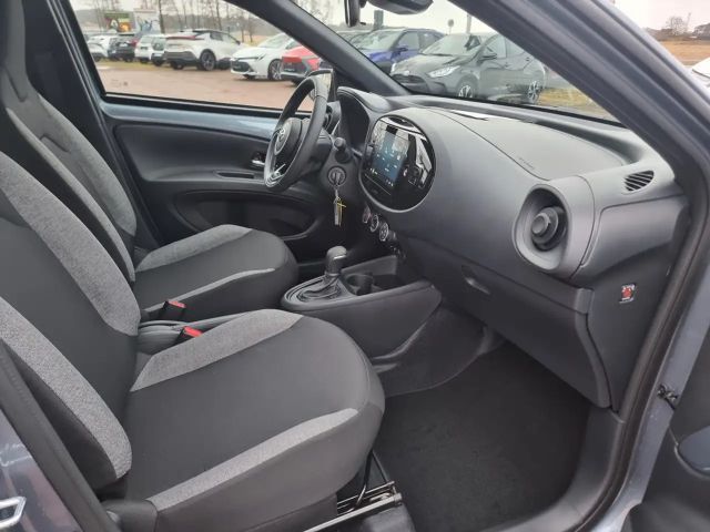 Toyota Aygo X 1.0 VVT-i Business