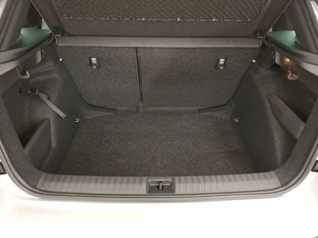 Skoda Kamiq 1,0 TSI DSG MATRIX PANO RFK SHZ PDC