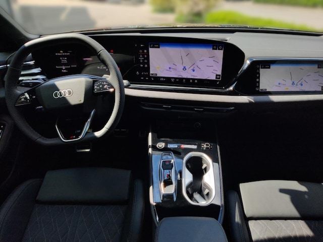 Audi A6 Avant Quattro S-Tronic