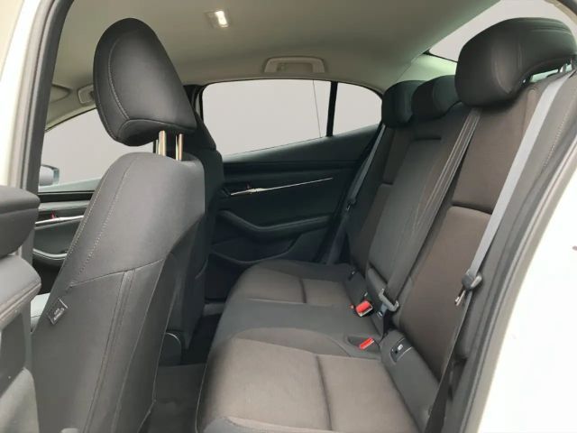 Mazda 3 Exclusive-line