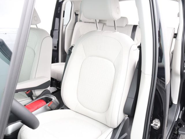 Volkswagen ID.Buzz Black CarPlay Matrix CCS ACC AHK