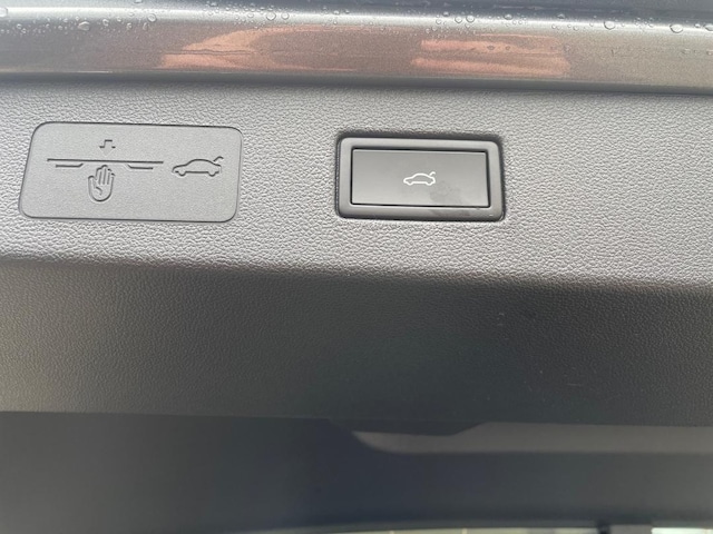 Volkswagen T-Roc IQ.Drive R-Line Style