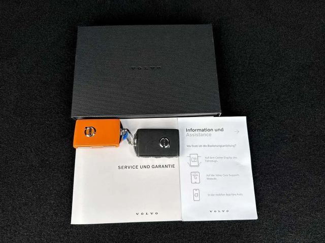 Volvo XC60 Dark Plus