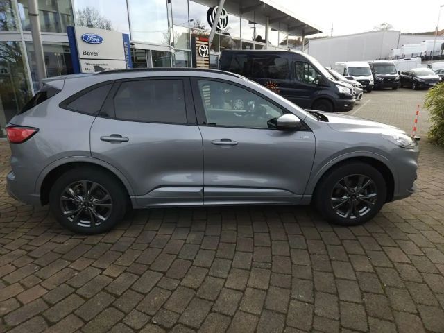 Ford Kuga Plug in Hybrid ST Line X