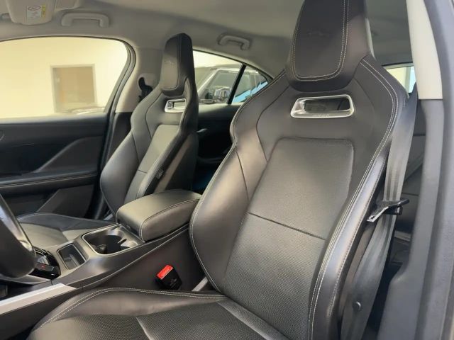 Jaguar I-Pace SE