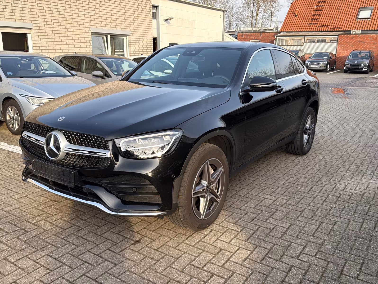 Mercedes-Benz GLC 300 4MATIC AMG Line Coupé