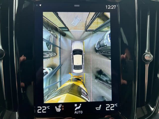 Volvo S60 AWD R-Design Recharge