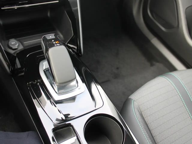 Peugeot E-2008 Allure Pack