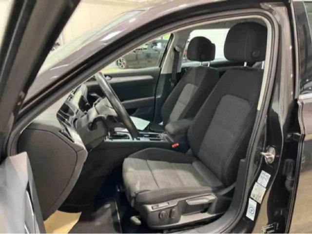 Volkswagen Passat 2.0 TDI Business DSG Variant