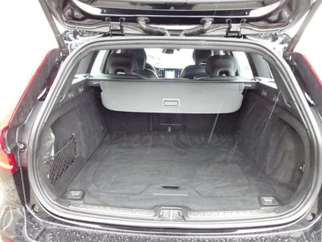 Volvo V60 AWD R-Design T6