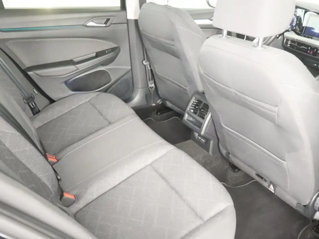 Volkswagen Golf DSG Life Variant