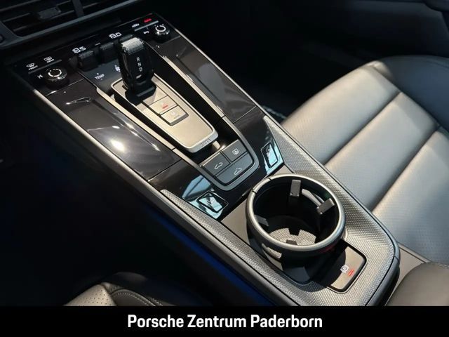 Porsche 992 Carrera Coupé